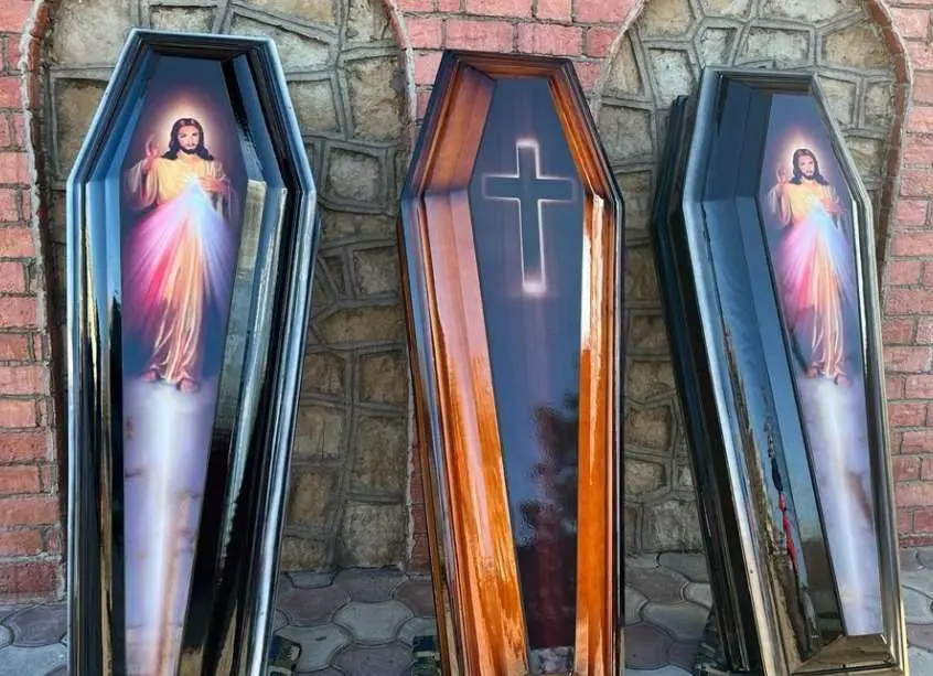 Isus Hristos și Cruce - imagine